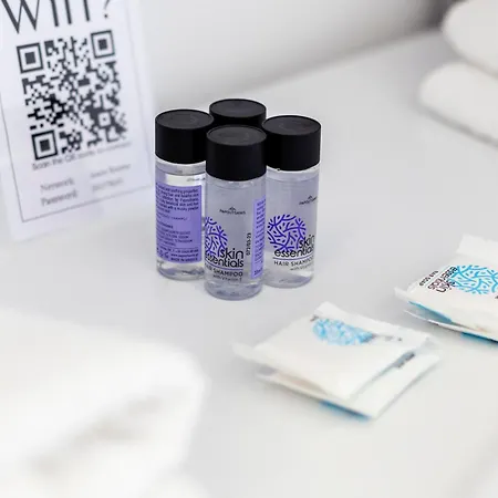 ホテル Ionio ヒマラ